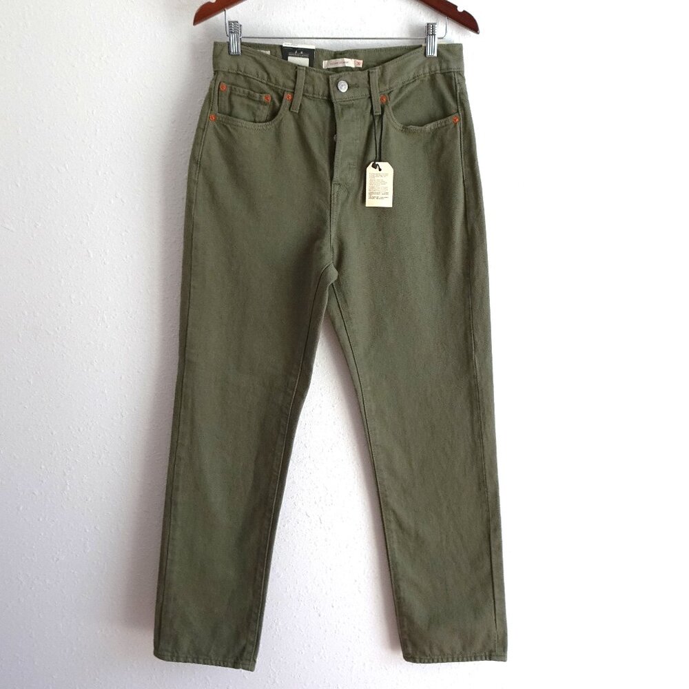 Levi's Women's Straight Leg Jeans in Olive Green